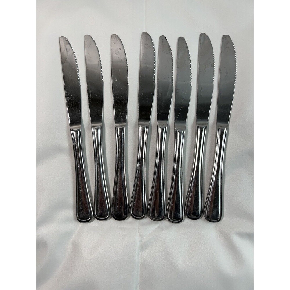 Oneida Stainless 9” Dinner Knives Set of‎ 8